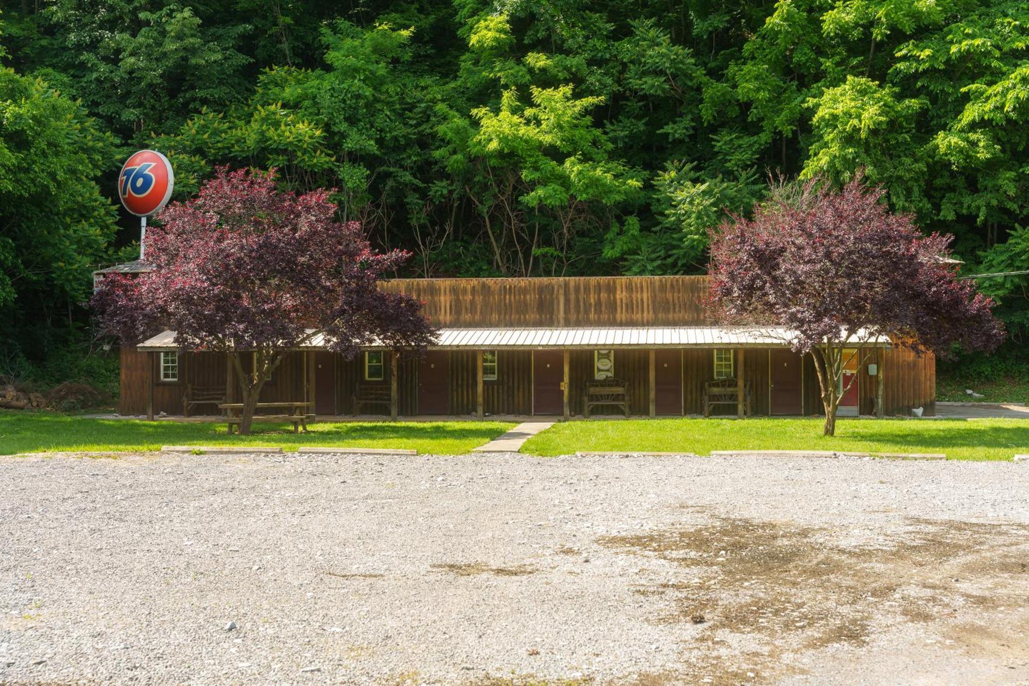 Seneca Pines Lodge Seneca Rocks Esterno foto