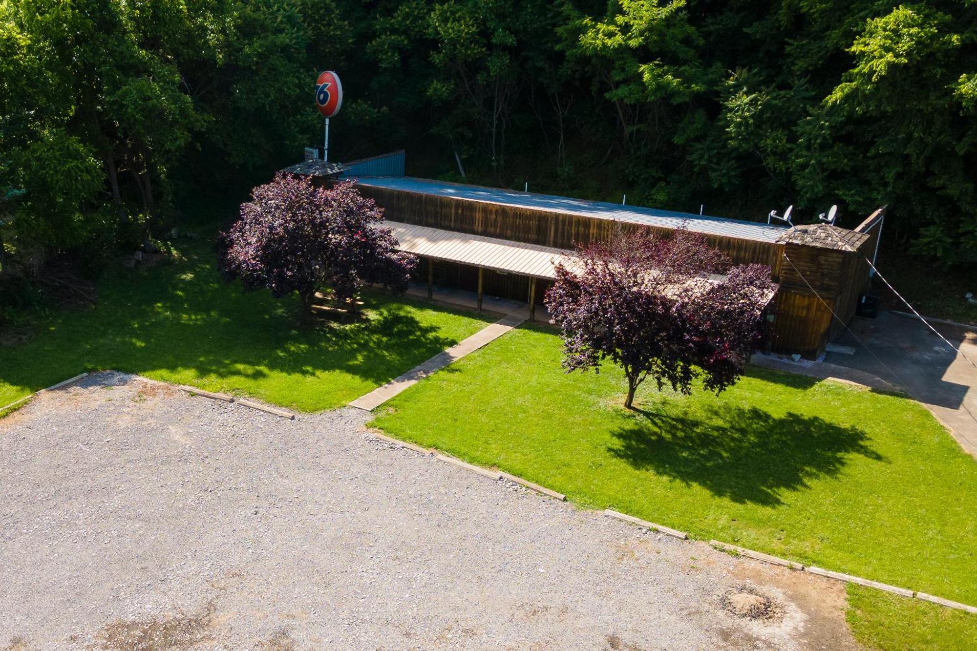 Seneca Pines Lodge Seneca Rocks Esterno foto